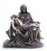 Pieta malá 17 cm